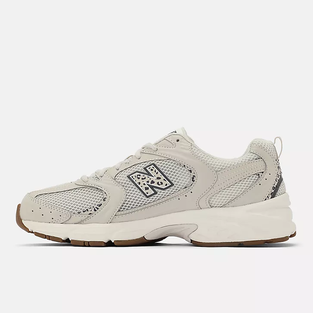 530 Moonbeam Sea Salt/Black