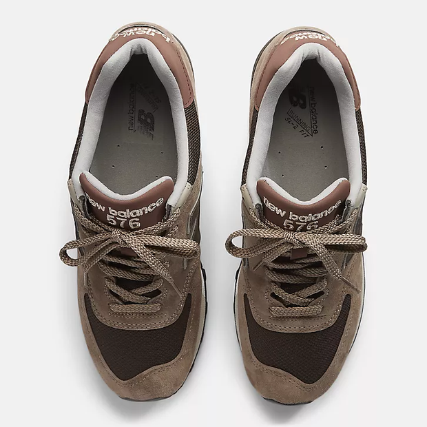 UK 576 Sepia Tint Wren/Plaza Taupe