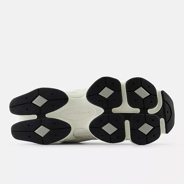9060 Sea Salt/Black Raincloud