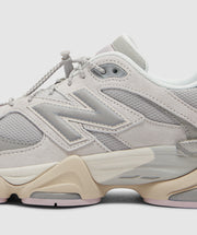 9060 Sea Salt/White