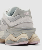 9060 Sea Salt/White